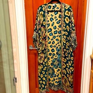 Long flower pattern kimono pullover wrap